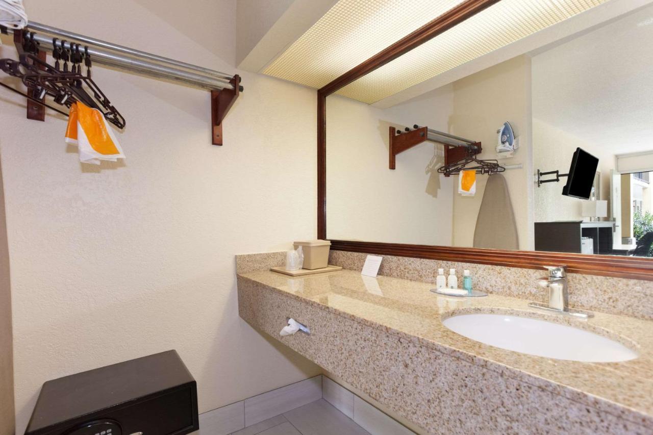 Quality Inn St George I-95 St. George Exteriör bild