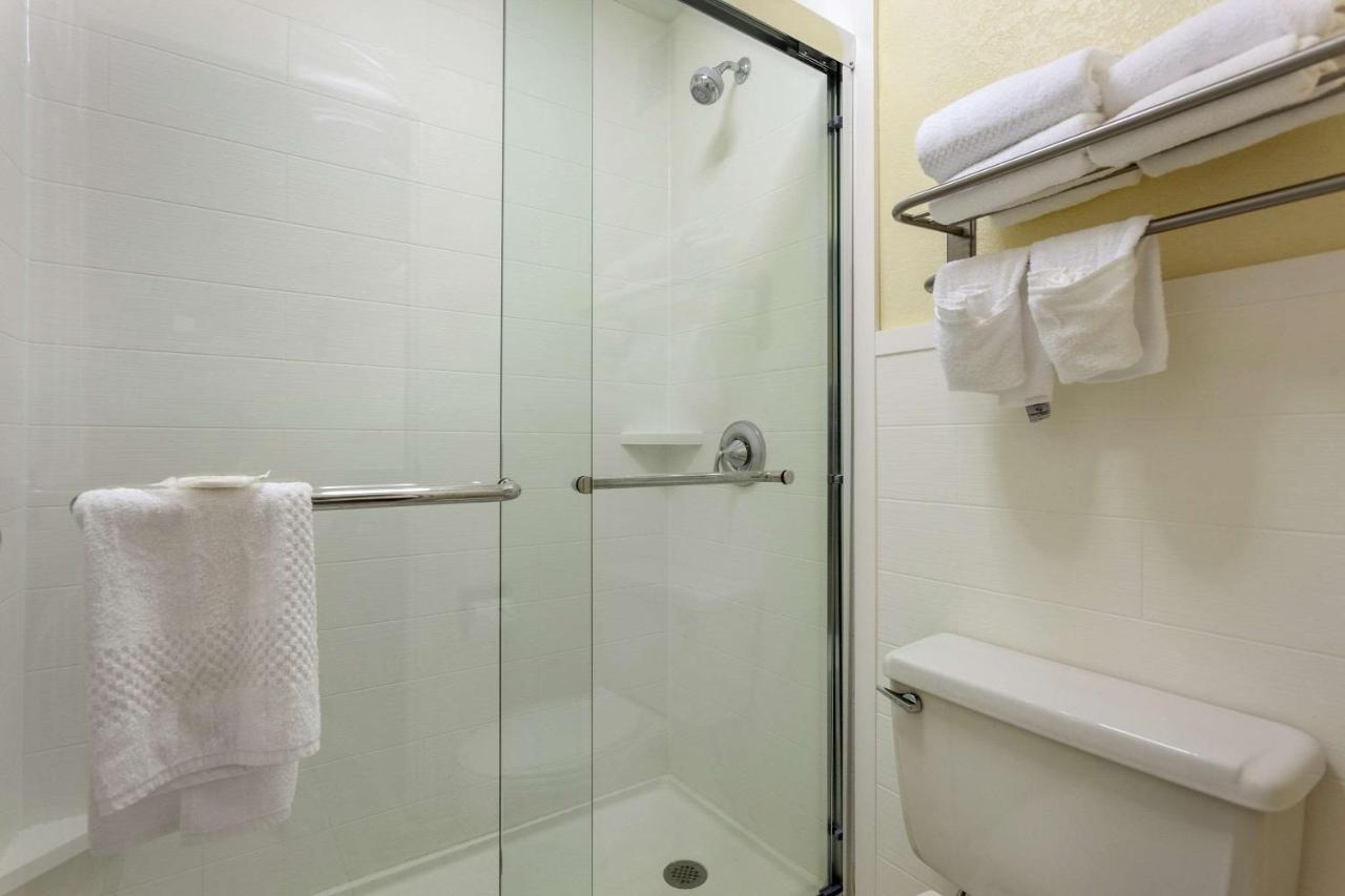 Quality Inn St George I-95 St. George Exteriör bild