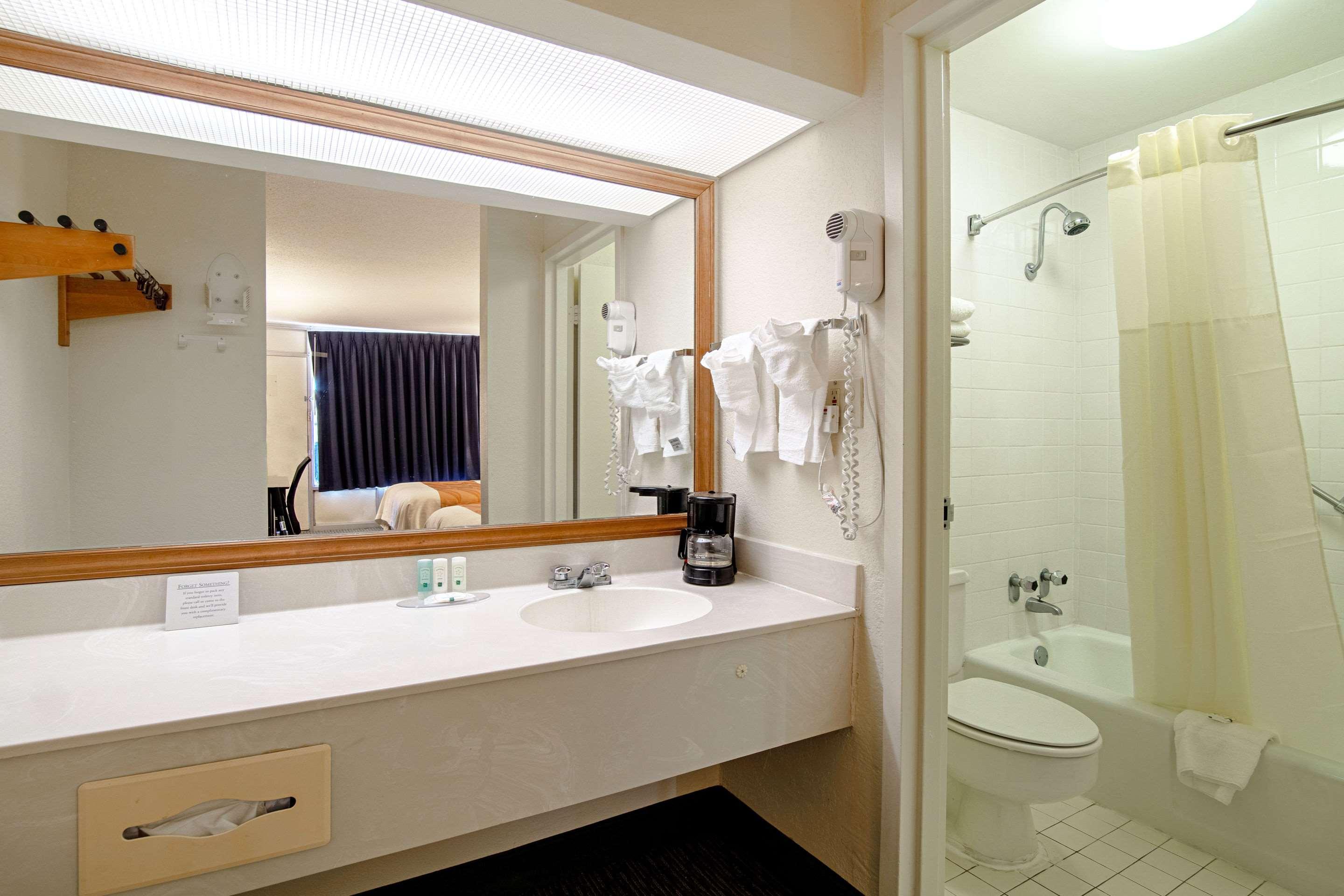 Quality Inn St George I-95 St. George Exteriör bild
