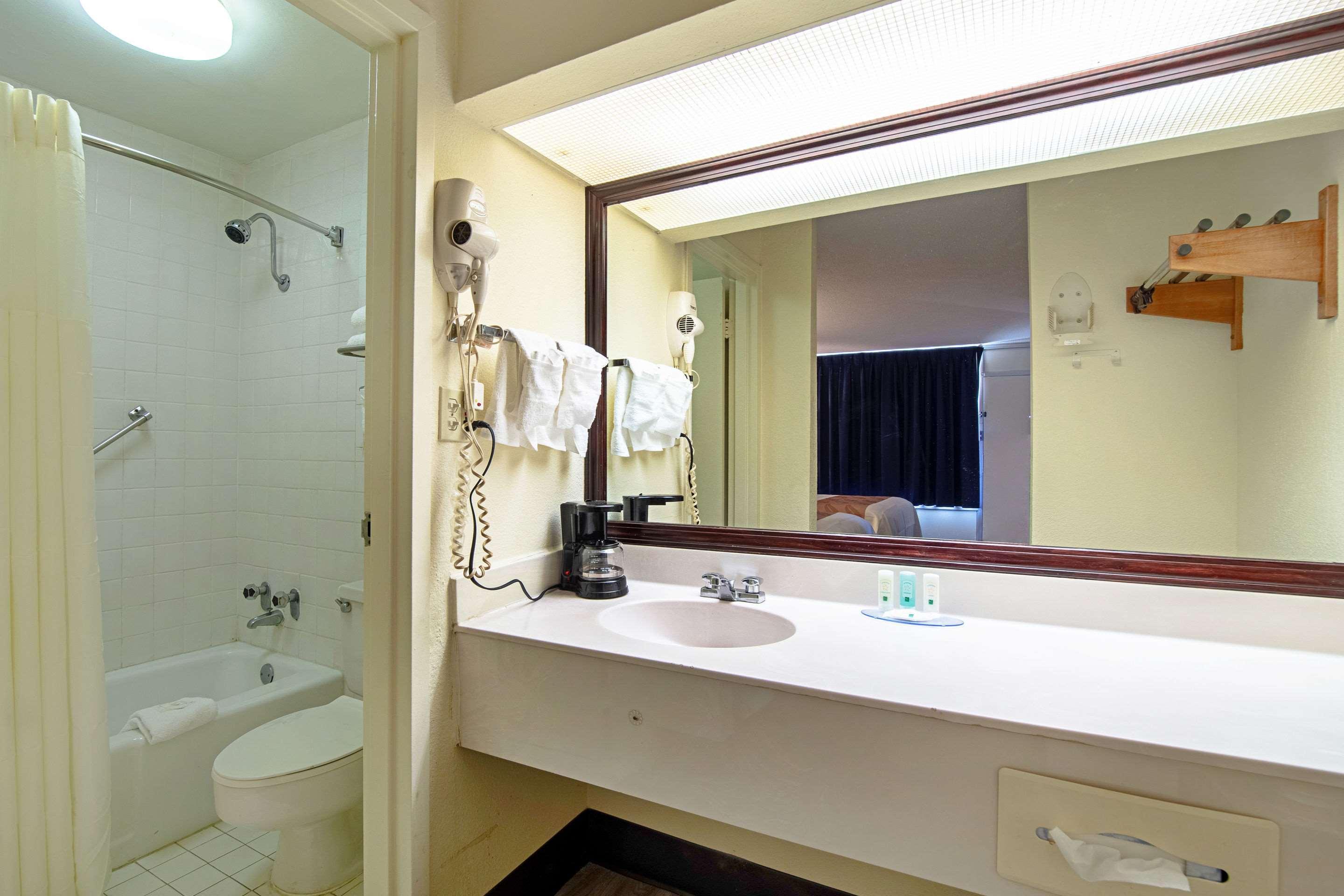 Quality Inn St George I-95 St. George Exteriör bild